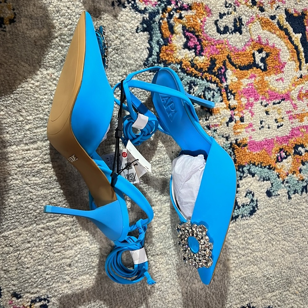 Zara women’s blue rhinestone slingback heels - Picture 4 of 11